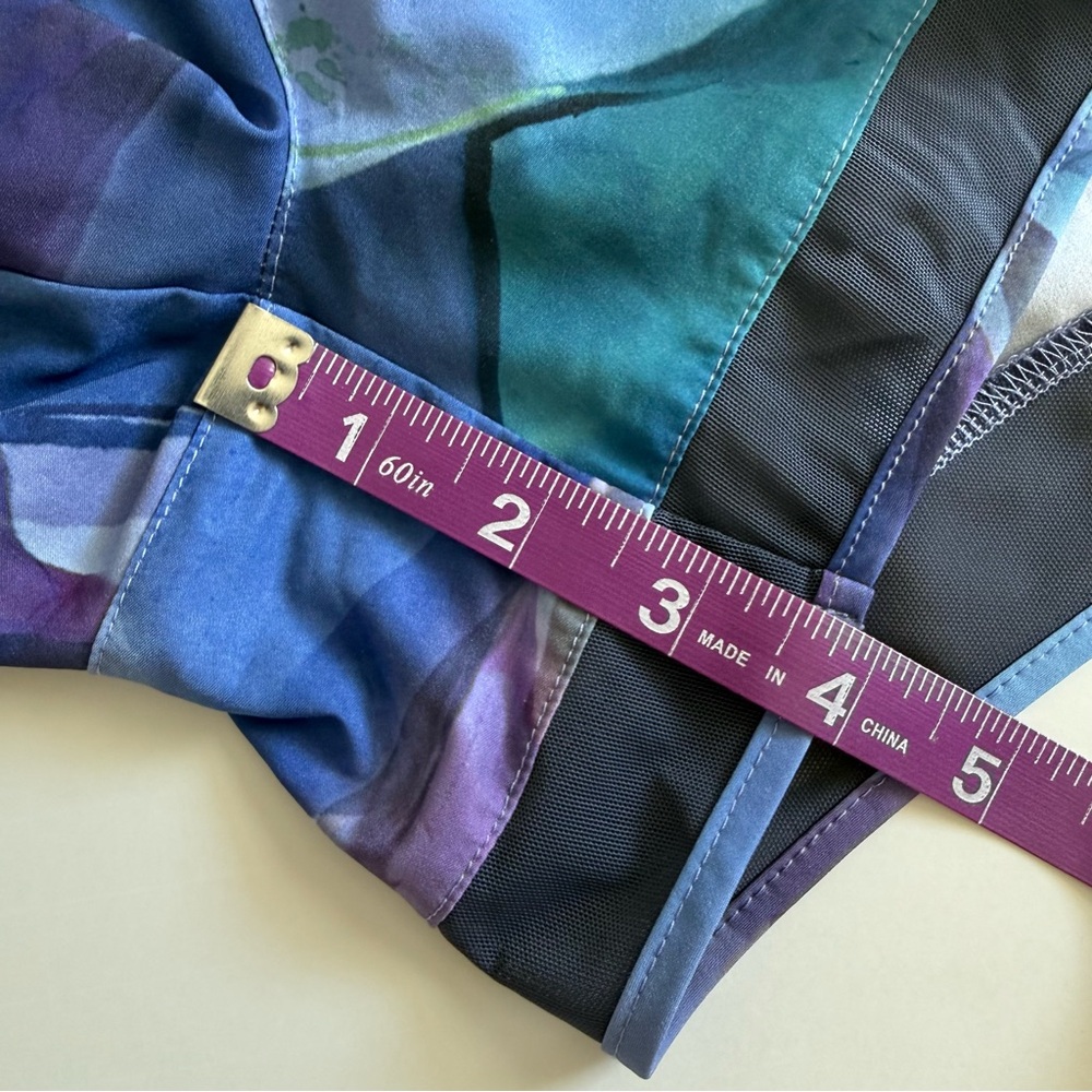 Athleta Printed Mesh Racer Run Short 4" - Picture 2 of 7